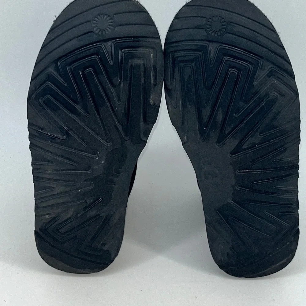 UGG Australia Kids Black Suede Leather‎ Lace Up Ankle Boots Size 5 Neumel ll
